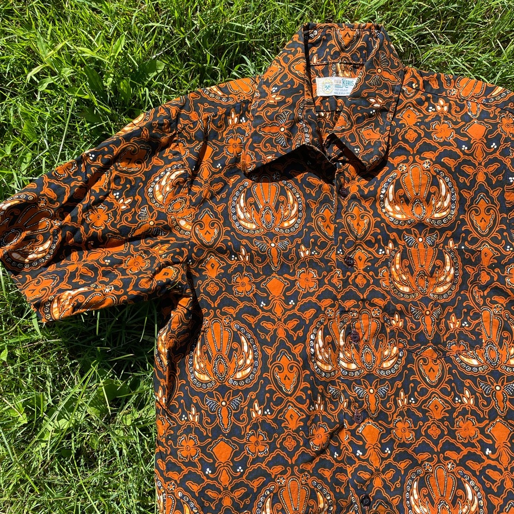 VTG 70s designed brown and blue button up shirt